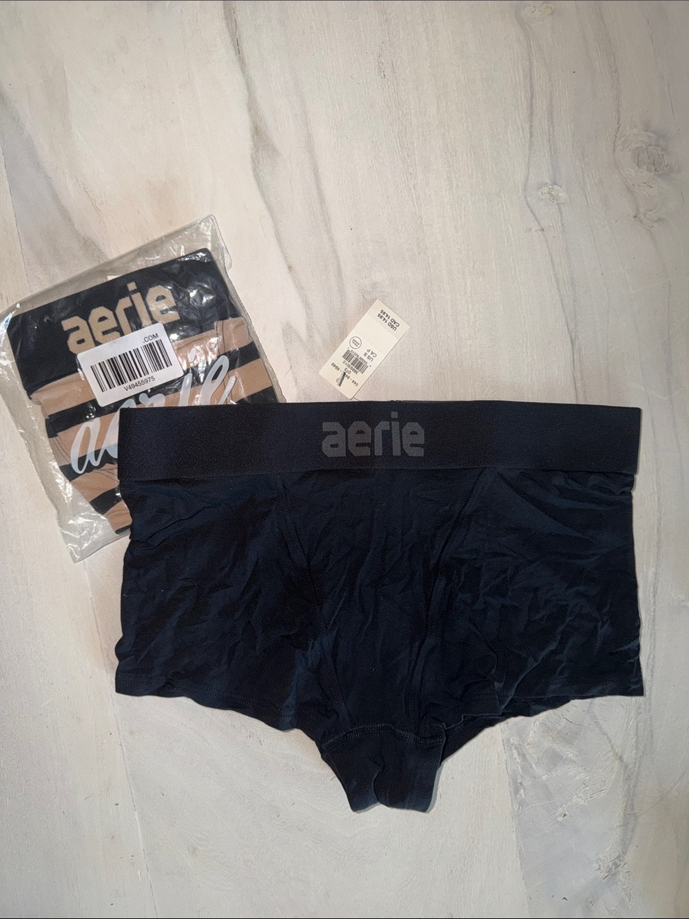 NWT aerie boyshorts